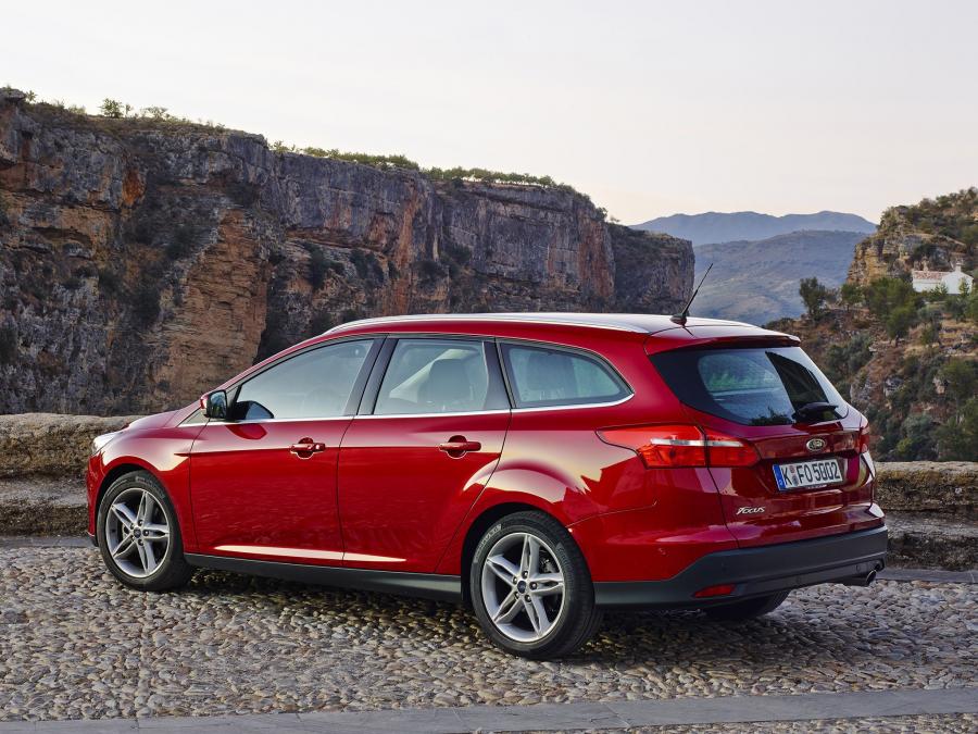  Ford Focus Turnier 2014 года  (фото 15 из 18)